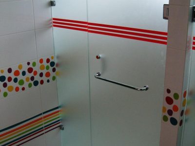 PROYEKTA SOLUCIONES COMPLEMENTO HERRAJES BAÑO (12)